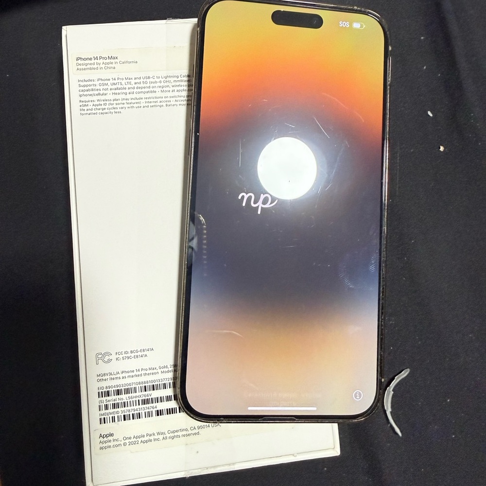 Apple iPhone 14 Pro Max - Silver unlocked 256GB With New Pelican Voyager Case